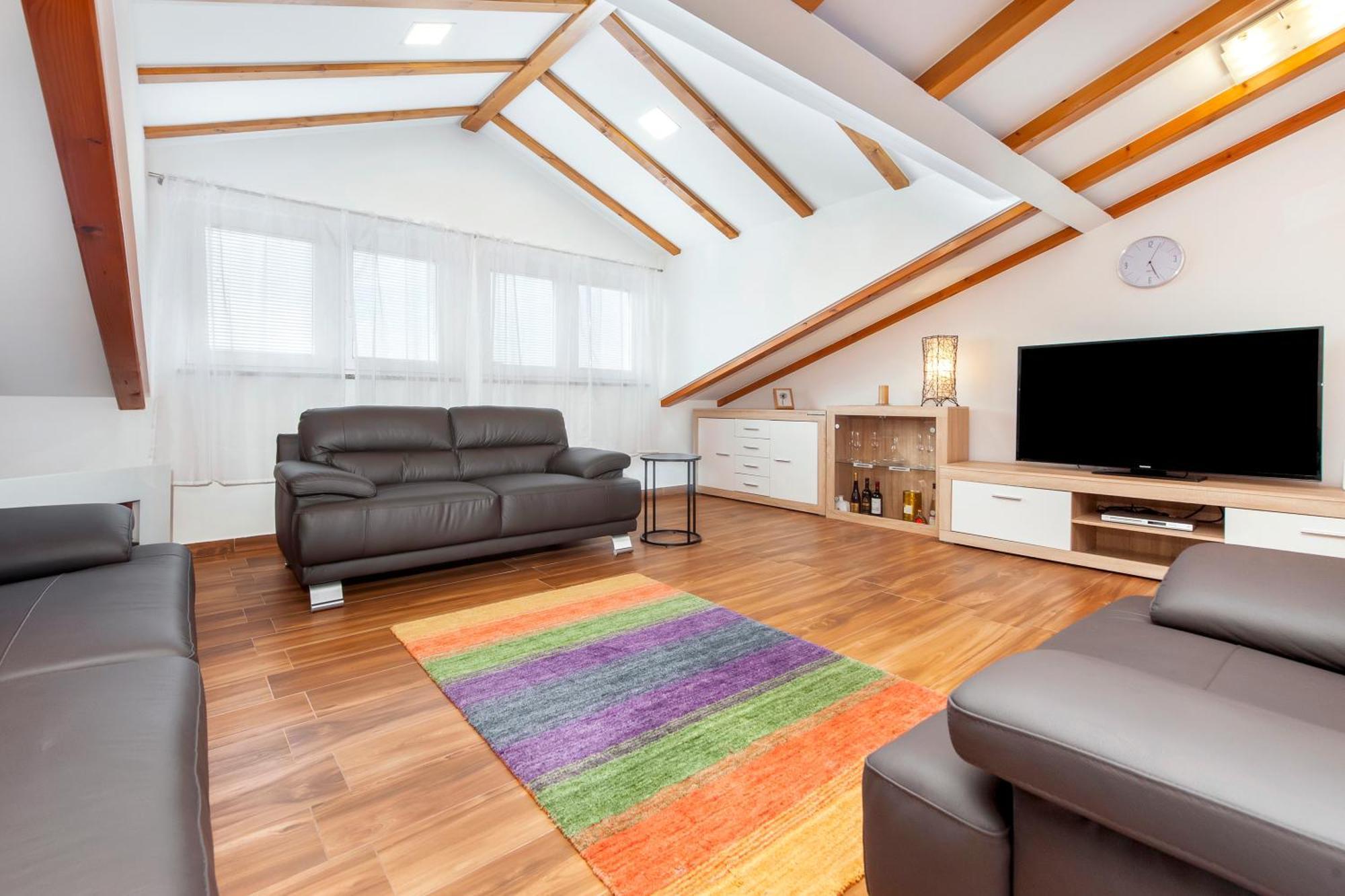 Apartment The Loft Ровинь Экстерьер фото