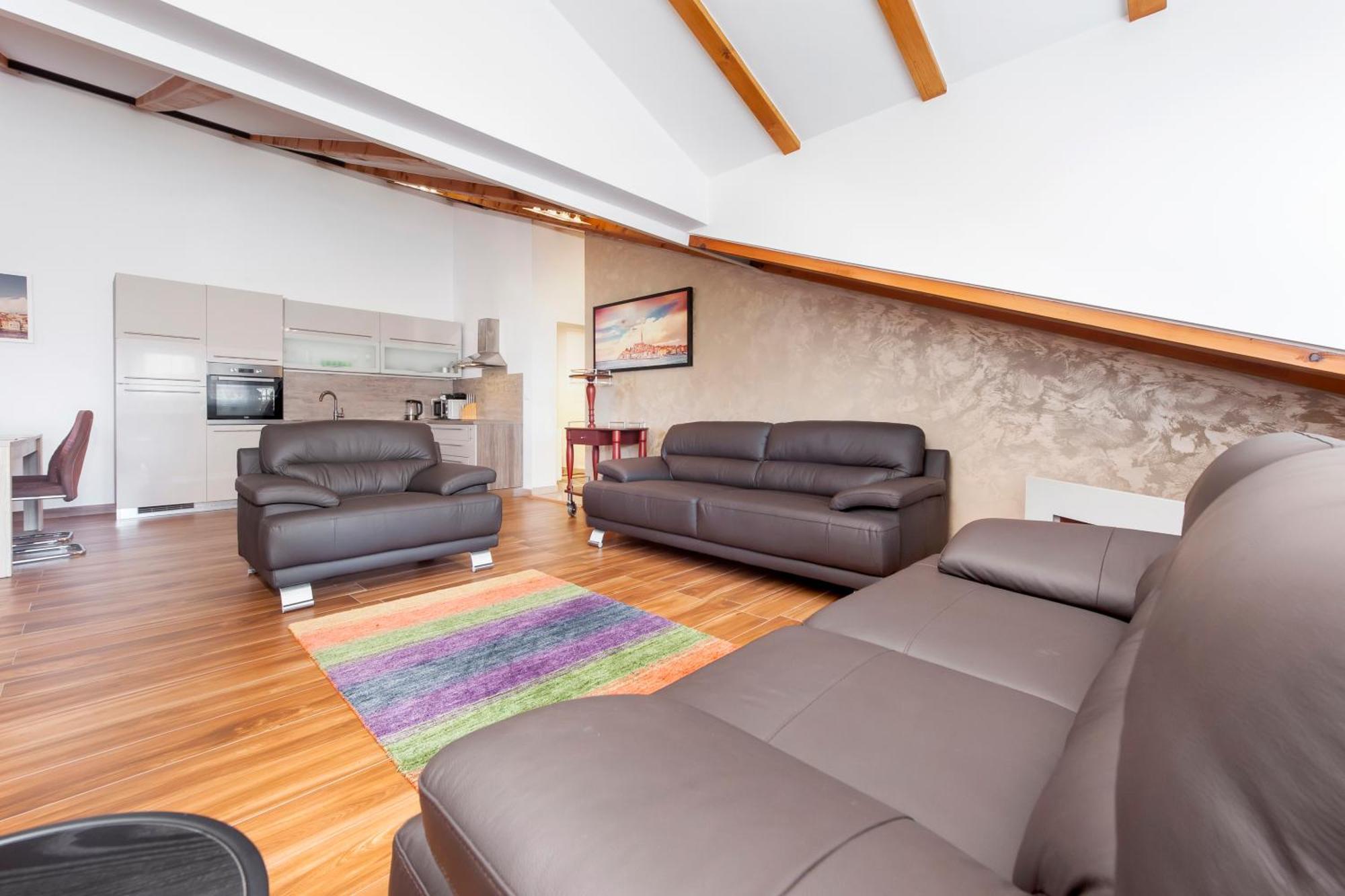 Apartment The Loft Ровинь Экстерьер фото